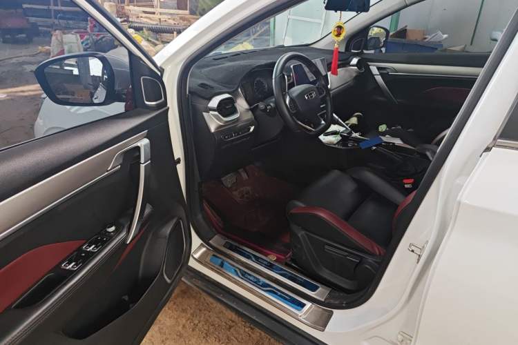 Used Geely Auto Coolray 2021 1.4T DCT Platinum Edition Interior 3
