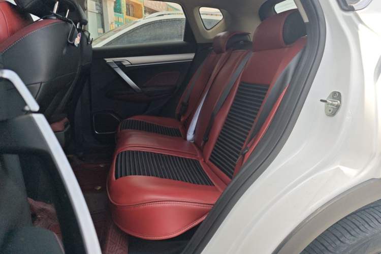 Used Geely Auto Coolray 2021 1.4T DCT Diamond Edition Interior 4