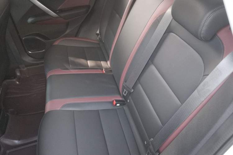 Used Geely Auto Coolray 2021 1.4T DCT Diamond Edition Interior 4