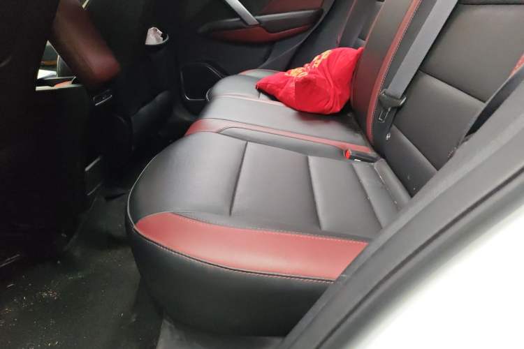Used Geely Auto Coolray 2021 1.4T DCT Diamond Edition Interior 4