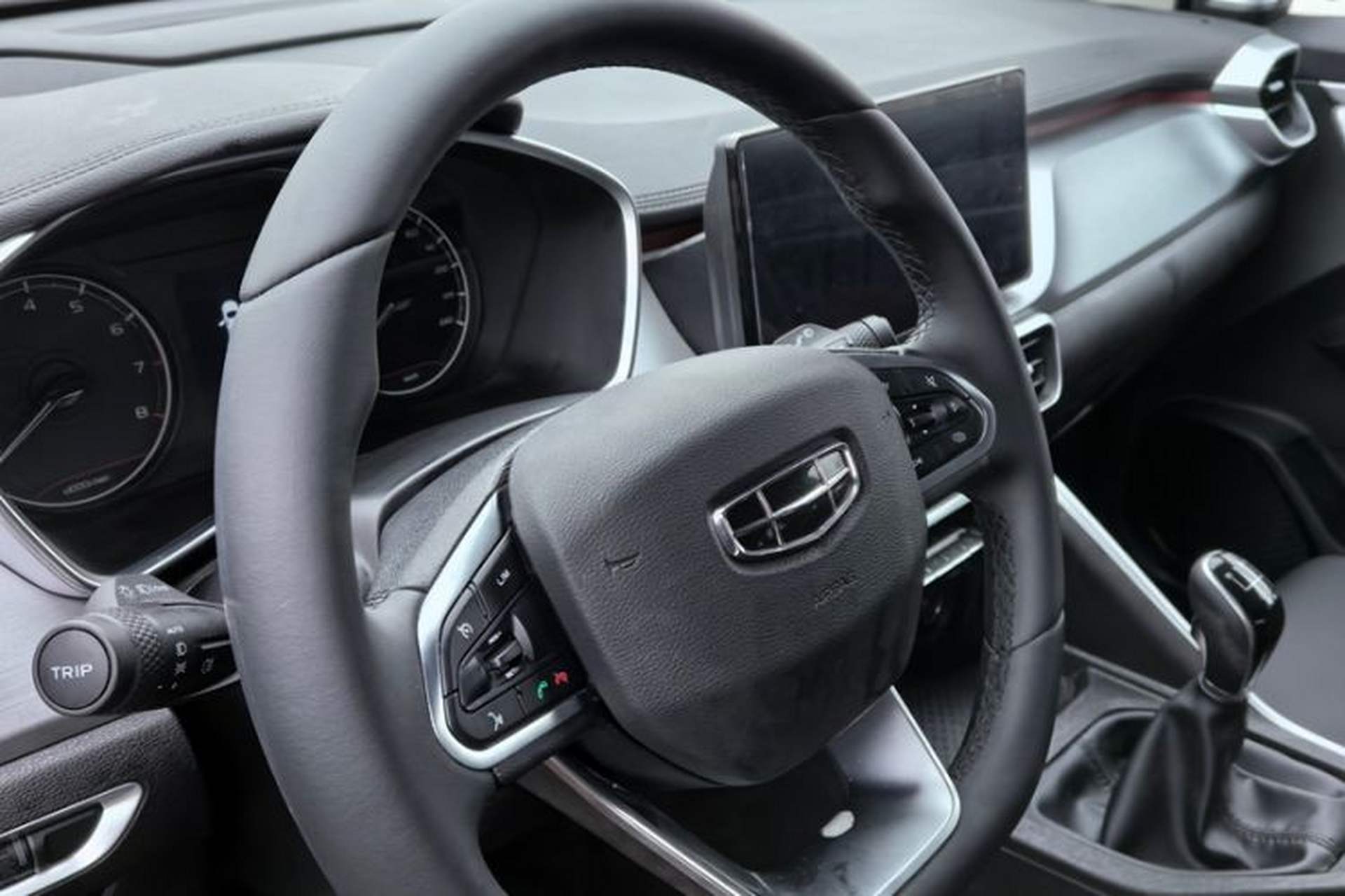 Used Geely Auto Coolray 2021 1.4T Manual Gold Edition Interior 5