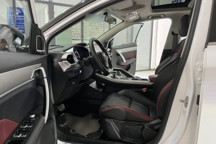 Used Geely Auto Coolray 2021 1.4T DCT Diamond Edition Interior 7