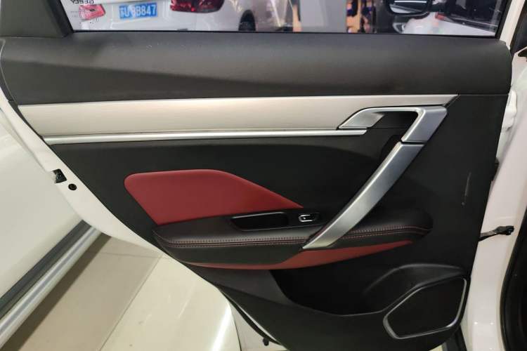 Used Geely Auto Coolray 2021 1.4T DCT Diamond Edition Interior 8