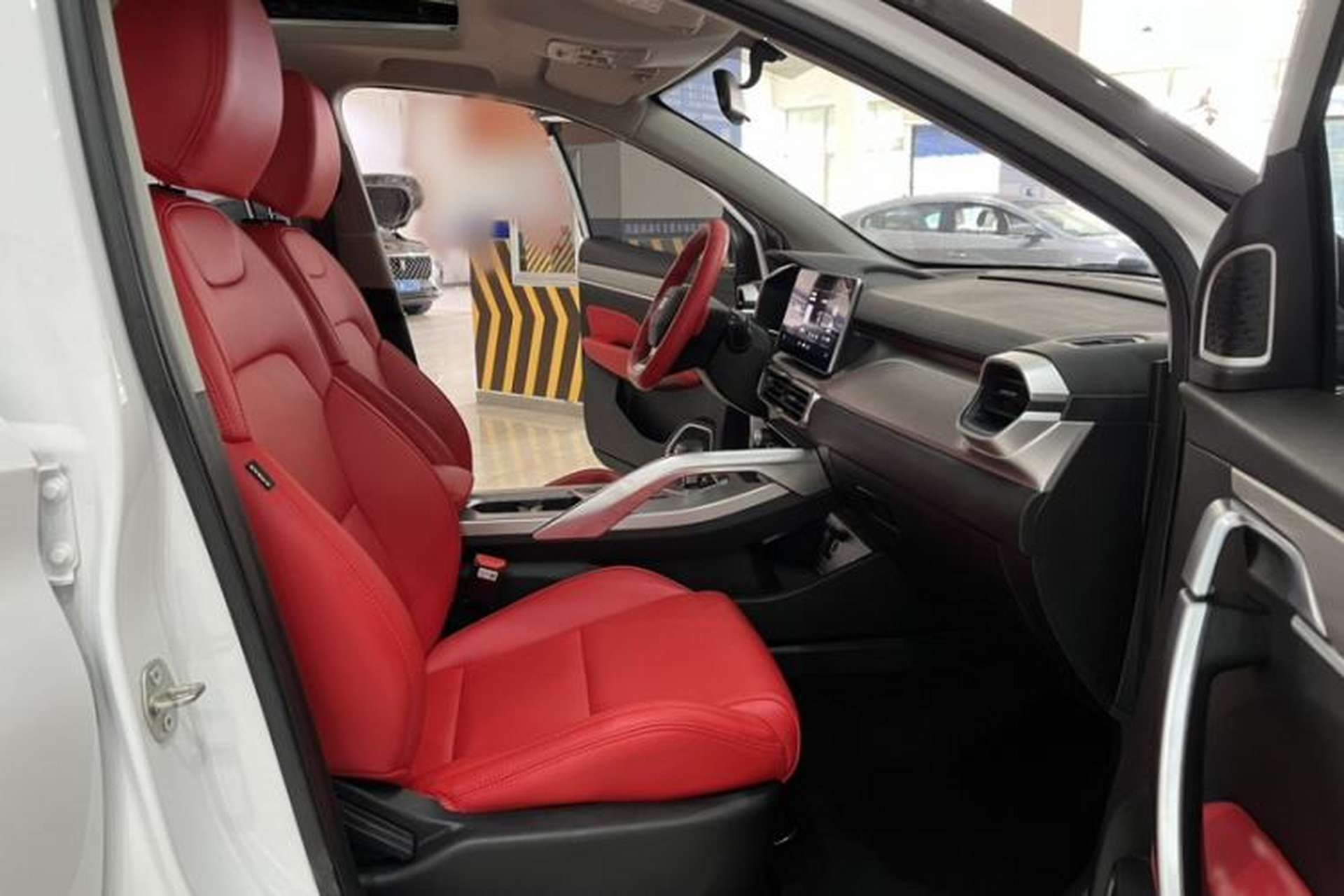 Used Geely Auto Coolray 2021 1.4T DCT Diamond Edition Interior 8