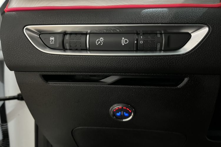 Used Geely Auto Coolray 2021 1.4T DCT Diamond Edition Interior 8