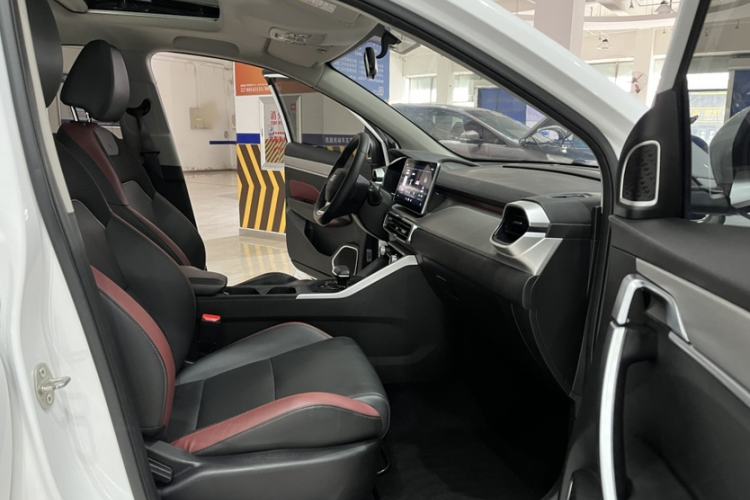 Used Geely Auto Coolray 2021 1.4T DCT Platinum Edition Interior 9