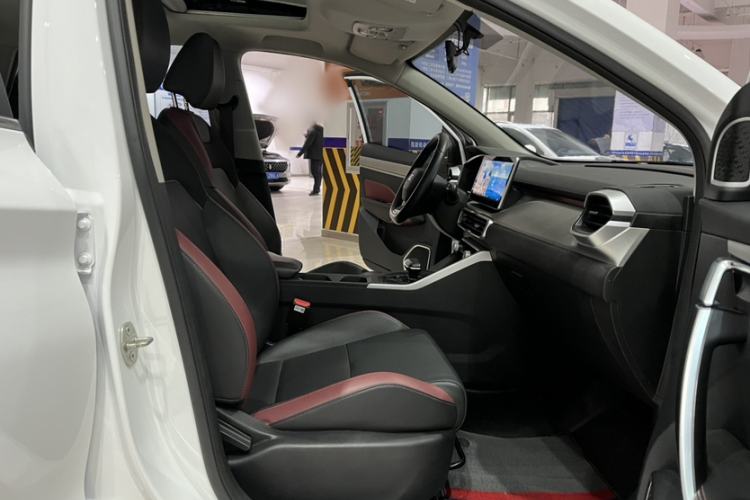 Used Geely Auto Coolray 2021 1.4T DCT Platinum Edition Interior 9