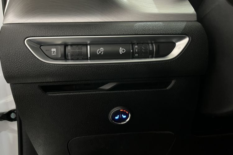 Used Geely Auto Coolray 2021 1.4T DCT Diamond Edition Interior 9