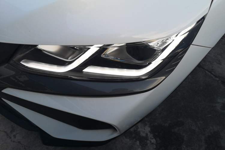 Used Geely Auto Coolray 2021 1.4T DCT Diamond Edition Left Front Headlight