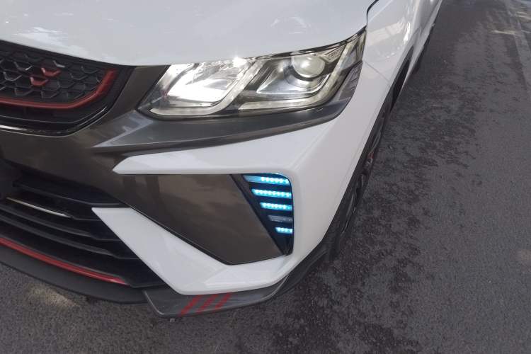 Used Geely Auto Coolray 2021 1.4T DCT Diamond Edition Left Front Headlight