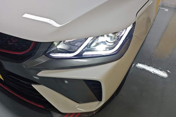 Used Geely Auto Coolray 2021 1.4T DCT Diamond Edition Left Front Headlight