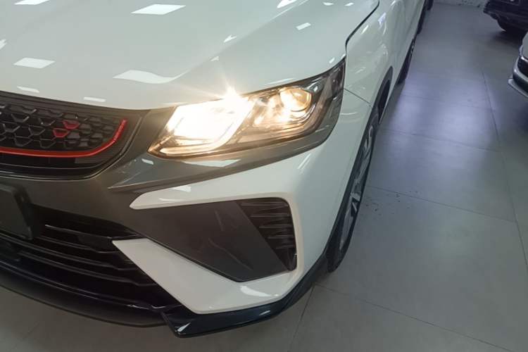 Used Geely Auto Coolray 2021 1.4T DCT Diamond Edition Left Front Headlight
