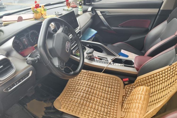 Used Geely Auto Coolray 2021 1.4T DCT Diamond Edition Left Front Seat