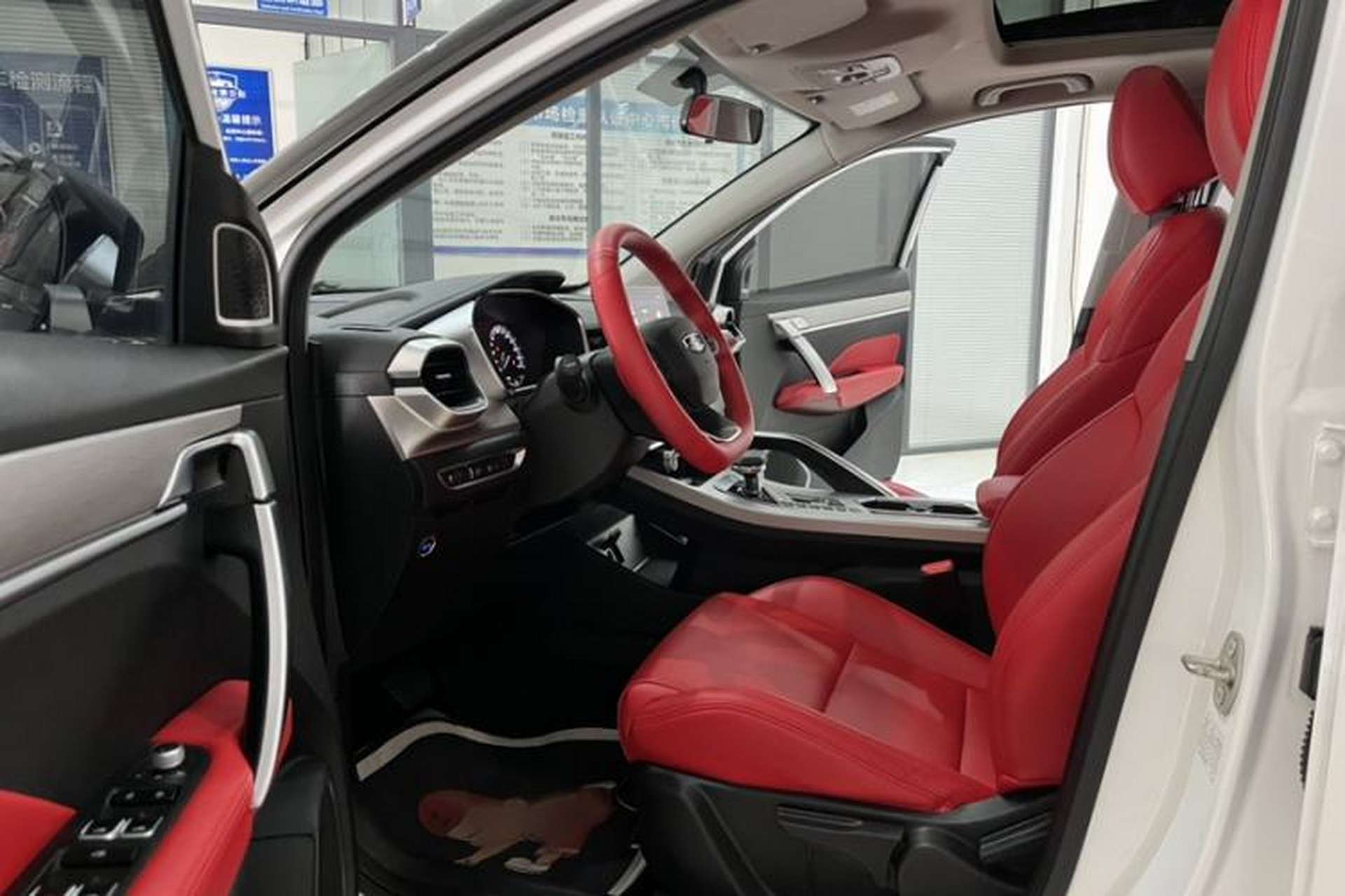 Used Geely Auto Coolray 2021 1.4T DCT Diamond Edition Left Front Seat