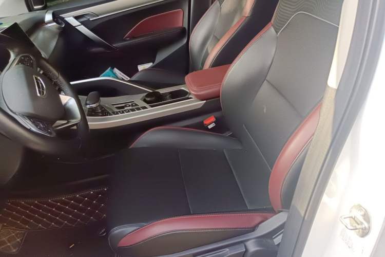 Used Geely Auto Coolray 2021 1.4T DCT Diamond Edition Left Front Seat