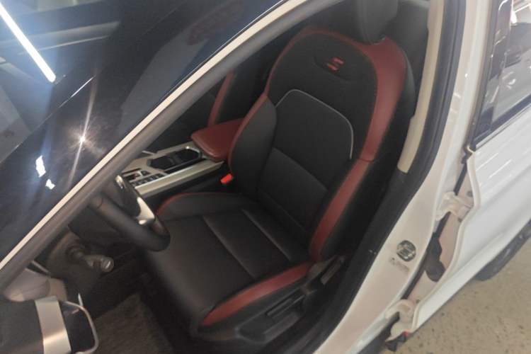 Used Geely Auto Coolray 2021 1.4T DCT Platinum Edition Left Front Seat