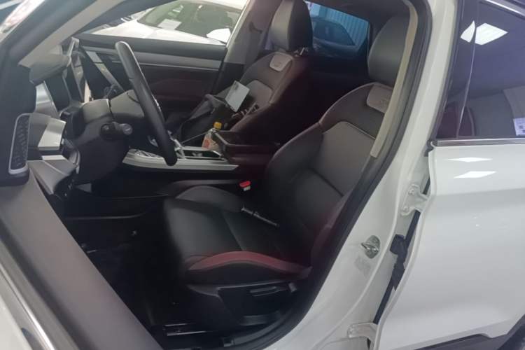 Used Geely Auto Coolray 2021 1.4T DCT Diamond Edition Left Front Seat