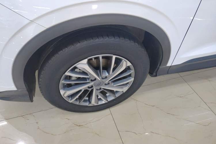Used Geely Auto Coolray 2021 1.4T DCT Platinum Edition Left Front Wheel Hub