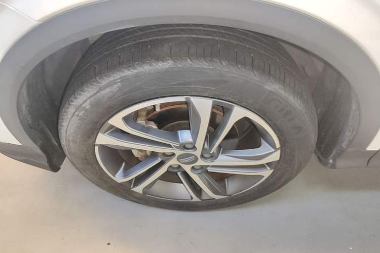 Used Geely Auto Coolray 2021 1.4T DCT Diamond Edition Left Front Wheel Hub