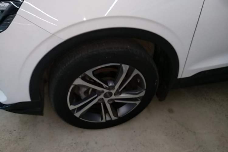 Used Geely Auto Coolray 2021 1.4T DCT Diamond Edition Left Front Wheel Hub