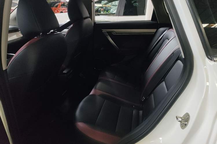 Used Geely Auto Coolray 2021 1.4T DCT Diamond Edition Left Rear Seat