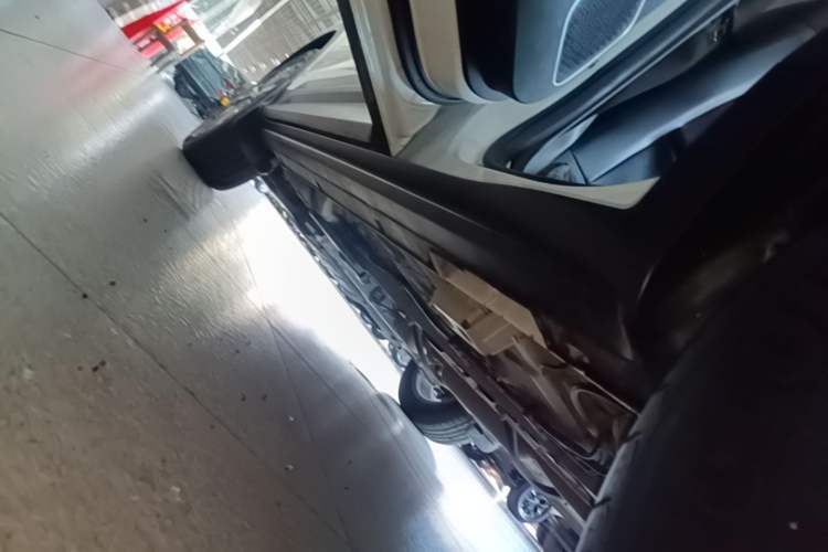 Used Geely Auto Coolray 2021 1.4T DCT Platinum Edition Left Side Sill