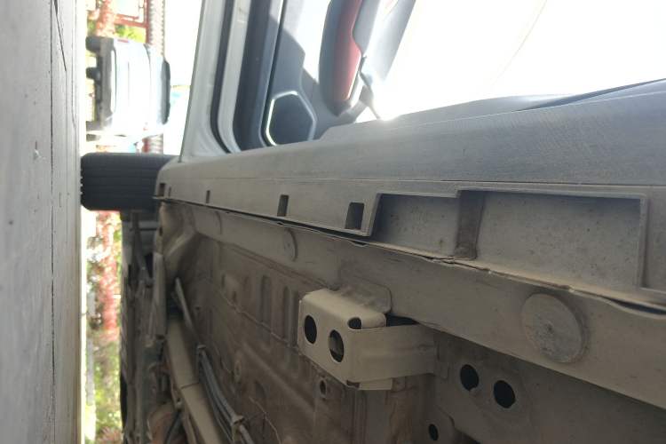 Used Geely Auto Coolray 2021 1.4T DCT Platinum Edition Left Side Sill
