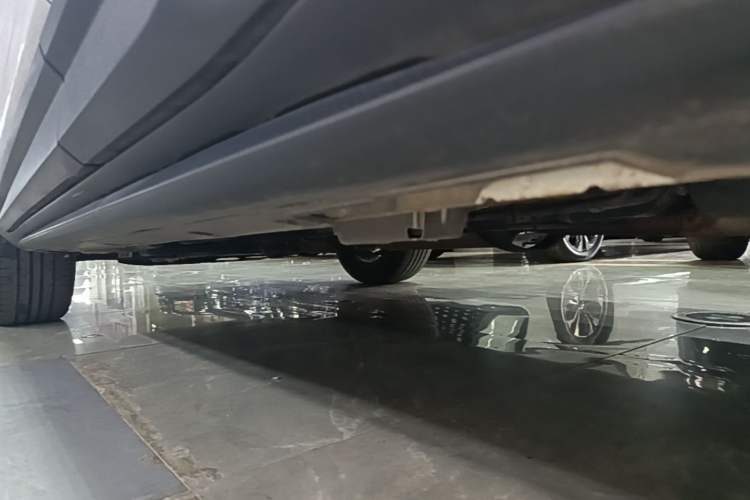 Used Geely Auto Coolray 2021 1.4T Manual Gold Edition Left Side Sill