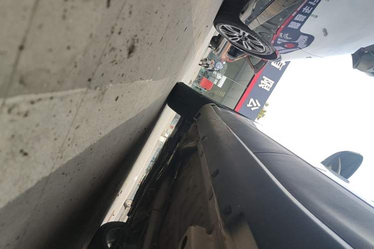 Used Geely Auto Coolray 2021 1.4T DCT Platinum Edition Left Side Sill