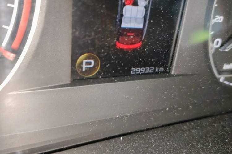 Used Geely Auto Coolray 2021 1.4T DCT Diamond Edition Odometer Close Up
