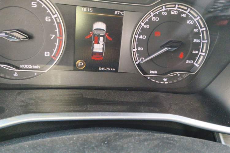 Used Geely Auto Coolray 2021 1.4T DCT Diamond Edition Odometer Close Up
