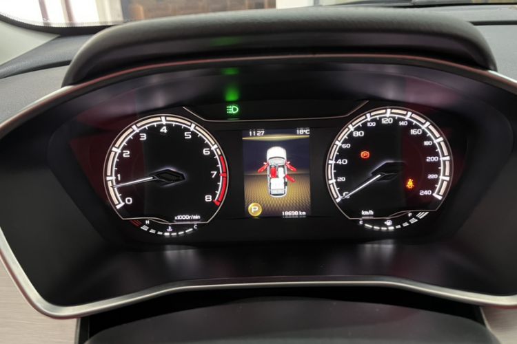 Used Geely Auto Coolray 2021 1.4T DCT Diamond Edition Odometer Close Up