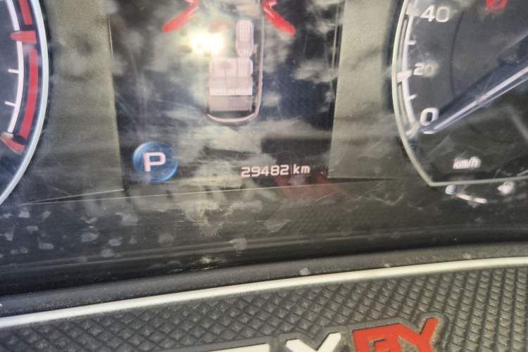Used Geely Auto Coolray 2021 1.4T DCT Diamond Edition Odometer Close Up