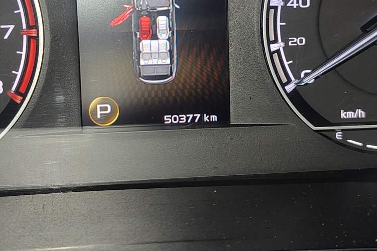Used Geely Auto Coolray 2021 1.4T DCT Platinum Edition Odometer Close Up