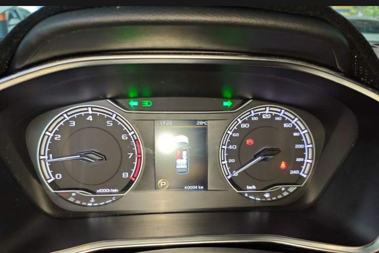 Used Geely Auto Coolray 2021 1.4T DCT Diamond Edition Odometer Close Up