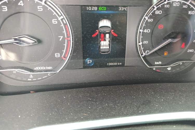 Used Geely Auto Coolray 2021 1.4T DCT Platinum Edition Odometer Close Up