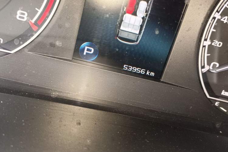 Used Geely Auto Coolray 2021 1.5TD DCT Starry Edition Odometer Close Up