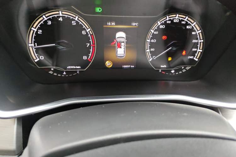Used Geely Auto Coolray 2021 1.4T DCT Diamond Edition Odometer Close Up