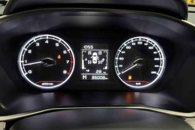Used Geely Auto Coolray 2021 1.4T Manual Gold Edition Odometer Close Up