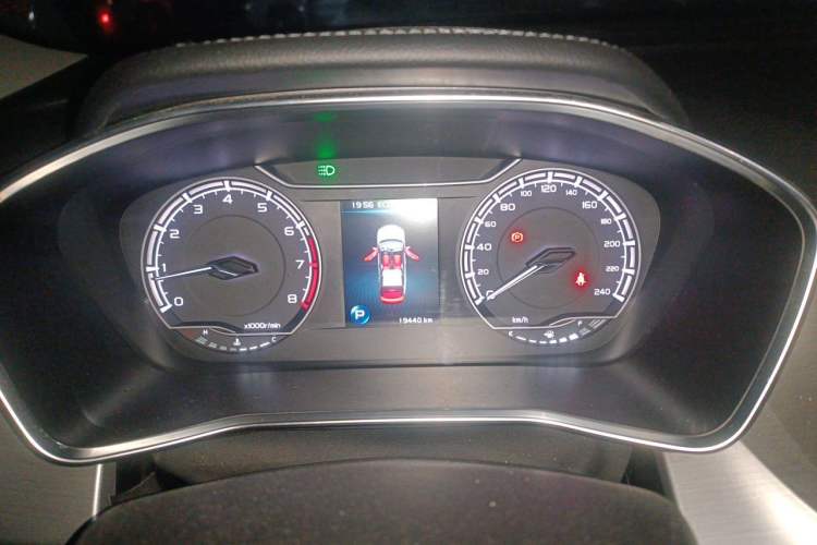 Used Geely Auto Coolray 2021 1.4T DCT Diamond Edition Odometer Close Up