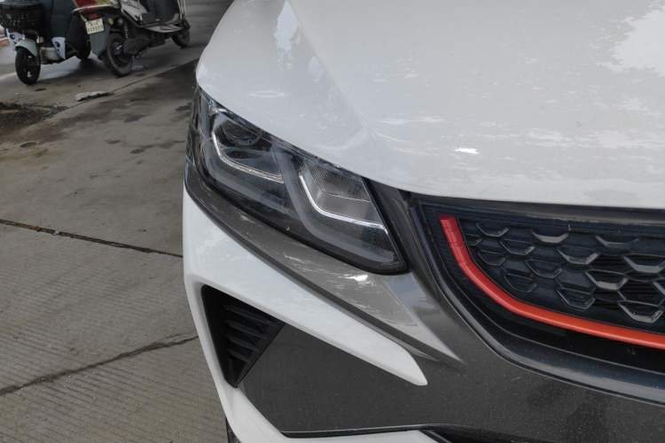 Used Geely Auto Coolray 2021 1.4T DCT Diamond Edition Right Front Headlight