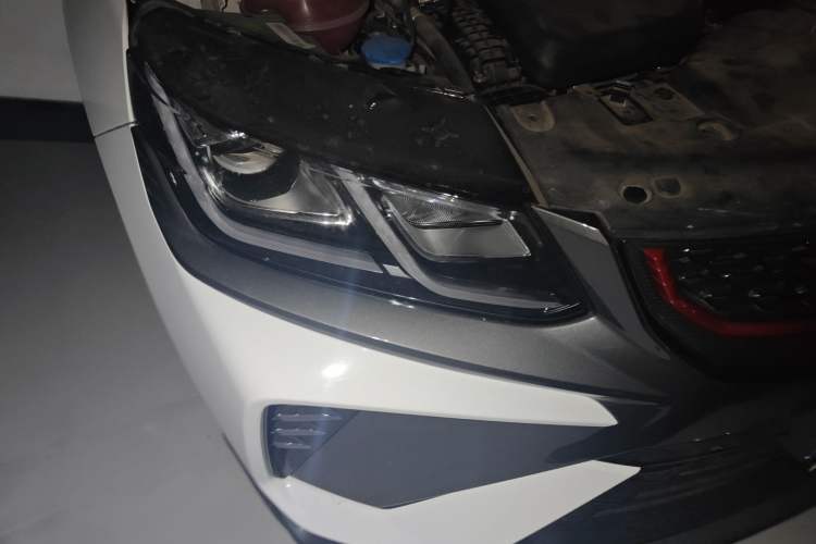 Used Geely Auto Coolray 2021 1.4T DCT Diamond Edition Right Front Headlight