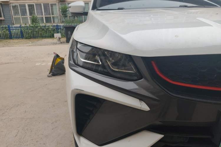 Used Geely Auto Coolray 2021 1.4T DCT Platinum Edition Right Front Headlight