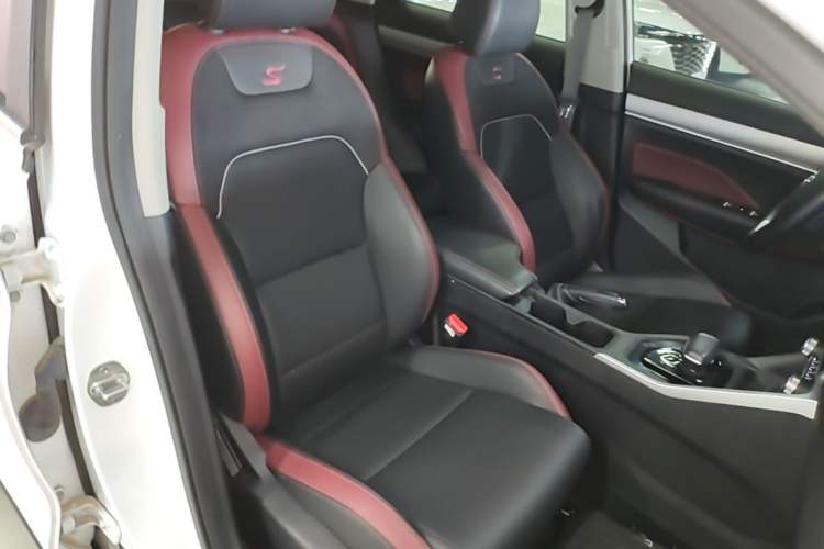 Used Geely Auto Coolray 2021 1.4T DCT Platinum Edition Right Front Seat