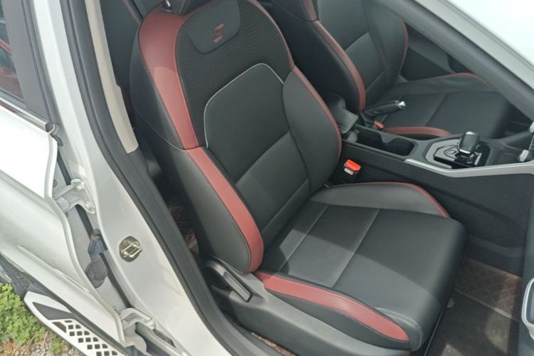 Used Geely Auto Coolray 2021 1.4T DCT Platinum Edition Right Front Seat