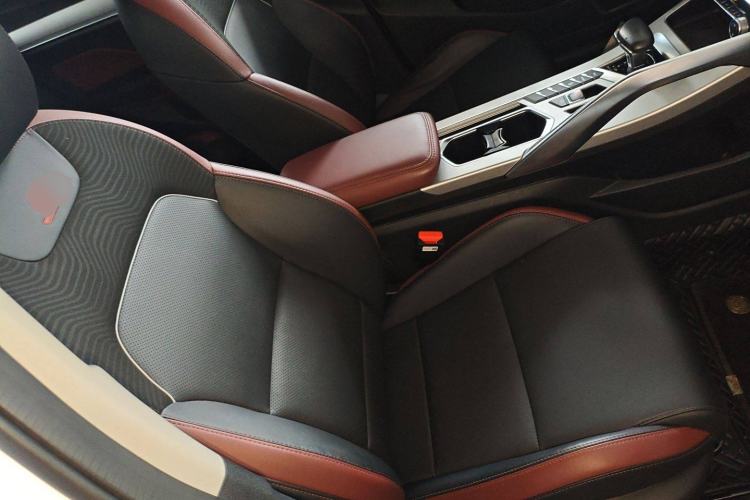 Used Geely Auto Coolray 2021 1.4T DCT Diamond Edition Right Front Seat
