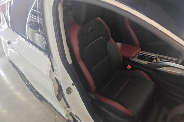 Used Geely Auto Coolray 2021 1.4T DCT Platinum Edition Right Front Seat