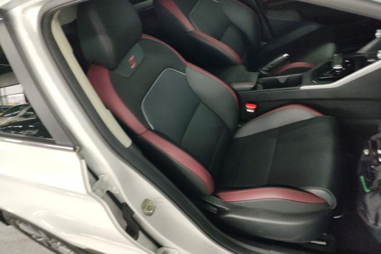 Used Geely Auto Coolray 2021 1.4T DCT Platinum Edition Right Front Seat