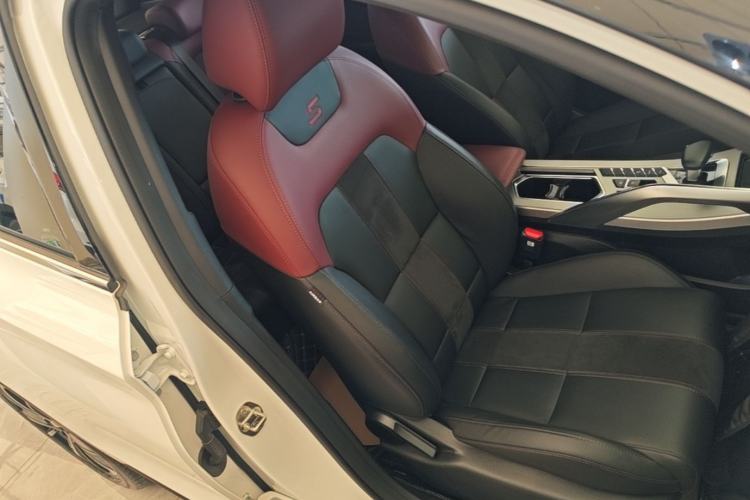 Used Geely Auto Coolray 2021 1.5TD DCT Glory Edition Right Front Seat