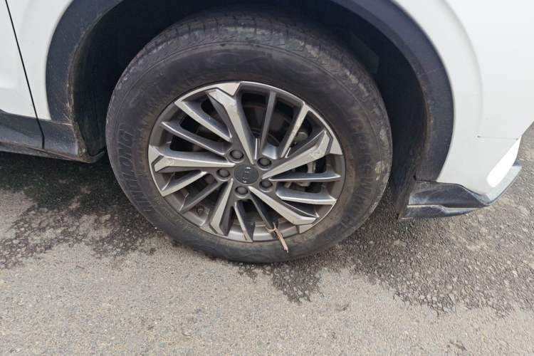 Used Geely Auto Coolray 2021 1.4T DCT Platinum Edition Right Front Wheel Hub